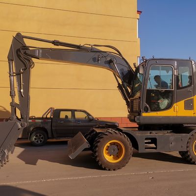 Cummins Motorlu 2200rpm Tekerlekli Mini Ekskavatör Kepçe Tekerlekli Ekskavatör