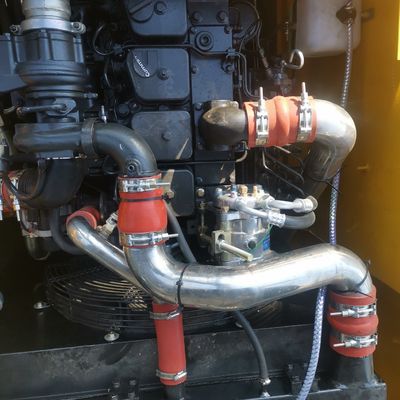 Cummins Motorlu 2200rpm Tekerlekli Mini Ekskavatör Kepçe Tekerlekli Ekskavatör