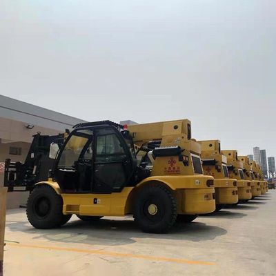 CE Engebeli Arazi Teleskopik Yüksek Güvenilirlik Teleskopik Forklift