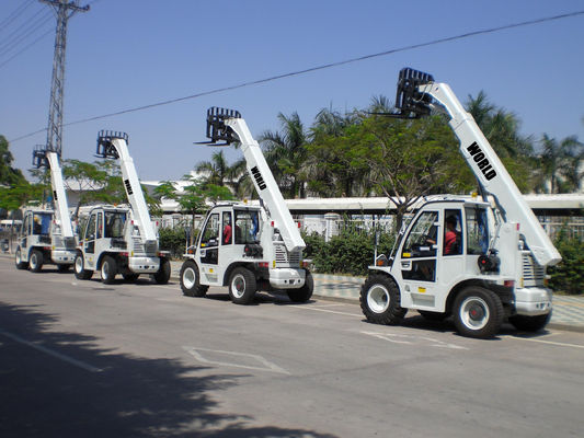 Motorlu Hidrolik Frenler Arazi Forklifti 6 Metre Maksimum Kaldırma Yüksekliği