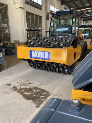 1500 mm yol sıkıştırıcı ile Çin Roller XCMG ve Pad Gıda
