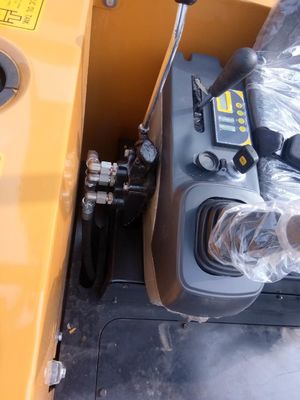 Max. Kazma Derinliği 2450mm Maximum kaldırma yüksekliği için küçük sürünen kazıcı bıçak 240mm